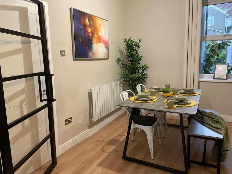 The Marlborough By M-Groupsa Villa Swansea Esterno foto